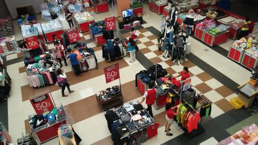 Gaisano Grand Mall Valencia: Bukidnon Shopping
