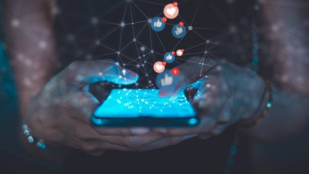 How Free Instagram Views Can Elevate Your Brand Presence