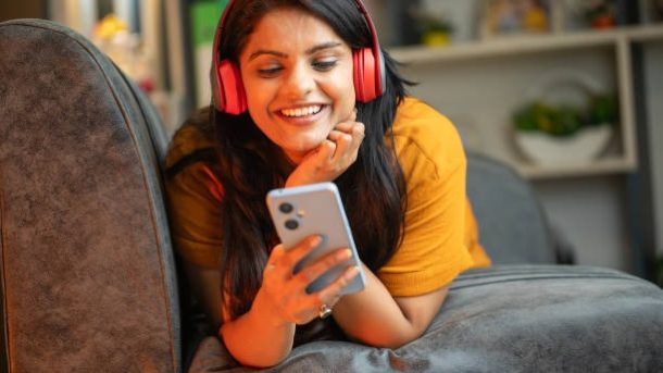 How Fake Instagram Private Viewers Steal Your Data